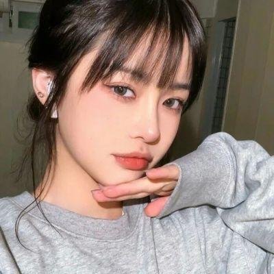 当红男星离婚传闻疯传，评论区彻底沦陷，一个月引热议